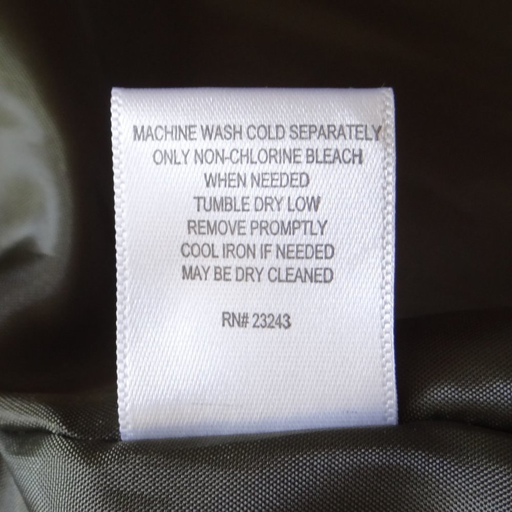 Puffer Jacket - Picture 7 of 8